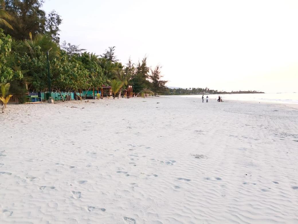 Homestay Pantai Camara